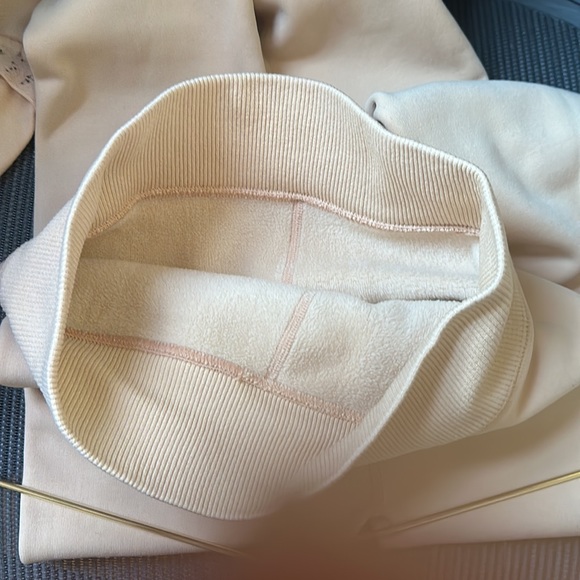 Fleece Lined Nude Color Pantyhose - Picture 4 of 4